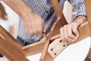 تعمیر شکستگی پایه مبل چوبی استیل